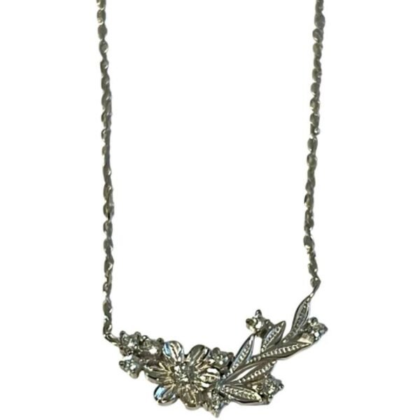 Ασημένιο κολιέ Λουλούδι με φύλλα και ζιργκόν 925